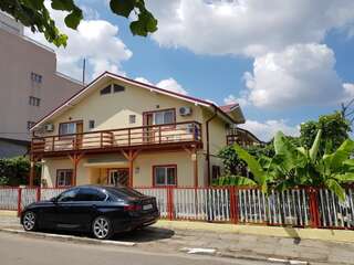 Проживание в семье Casa Gabriela Эфорие-Норд-0